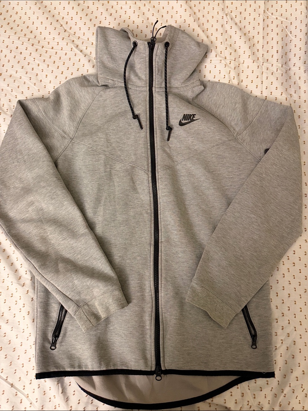 Nike Tech Men’s Grey